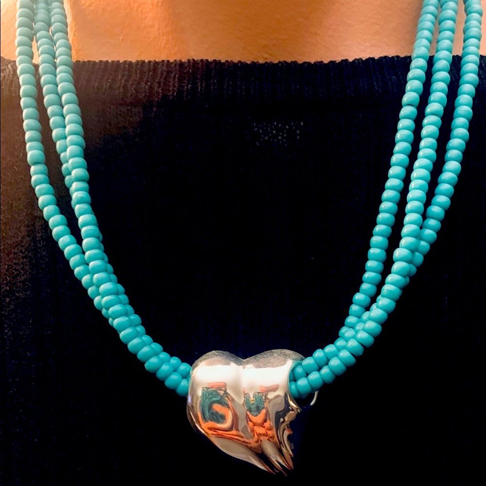 NWT Avenue brand new turquoise necklace
